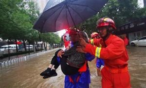 鄭州暴雨湖北小伙泡水16小時救50多人 中國巨災(zāi)保險市場分析