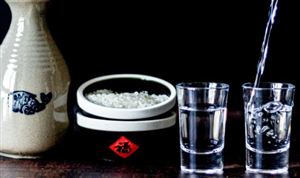 五糧液與茅臺相互競合共同發(fā)展 醬香型白酒市場銷量分析