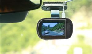 工信部：新車將強制安裝EDR系統(tǒng) 行車記錄儀市場現(xiàn)狀及前景分析