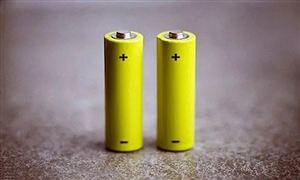 2021年中國(guó)鋰電負(fù)極市場(chǎng)出貨量72萬(wàn)噸 動(dòng)力電池回收站上千億“風(fēng)口”