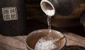 白酒行業(yè)競爭格局  白酒行業(yè)發(fā)展趨勢