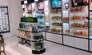 上月化妝品零售總額同比下滑 夏季防曬產(chǎn)品銷(xiāo)量將進(jìn)入高潮期