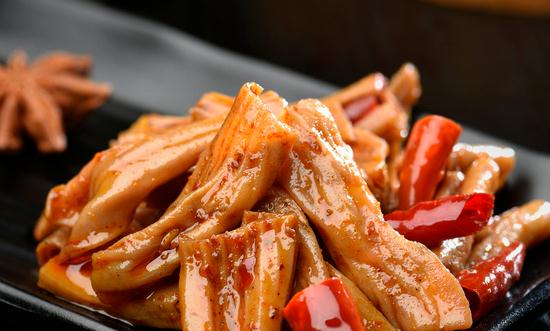 周黑鴨業(yè)績(jī)大降超90% 2023鴨脖市場(chǎng)現(xiàn)狀及前景分析