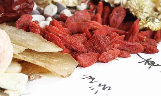 2023中藥大健康產(chǎn)業(yè)報告：中藥大健康行業(yè)需求在不斷增大，中藥大健康產(chǎn)業(yè)發(fā)展?jié)摿薮?>
</a>
</p>
<div   id=