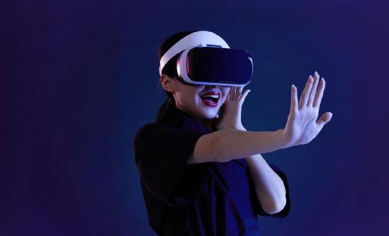 什么是“VR+旅游”?VR旅游行業(yè)發(fā)展前景預(yù)測(cè)分析2023