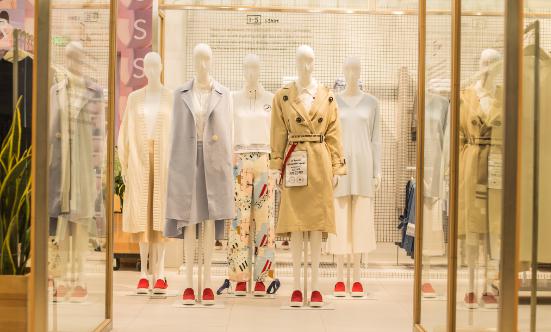 2023外貿(mào)服裝行業(yè)發(fā)展及進(jìn)出口市場分析