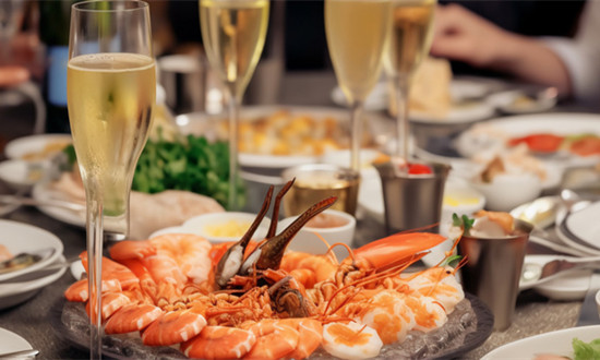 全國(guó)上半年餐飲收入同比增長(zhǎng)21.4% 商務(wù)餐飲行業(yè)市場(chǎng)分析