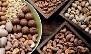 中國休閑食品市場規(guī)模不斷擴大 消費者需求穩(wěn)步增長 堅果炒貨行業(yè)發(fā)展分析