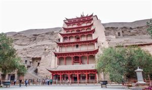 旅游景區(qū)行業(yè)市場深度分析 景區(qū)景點的豐富完善一直與旅游需求同步