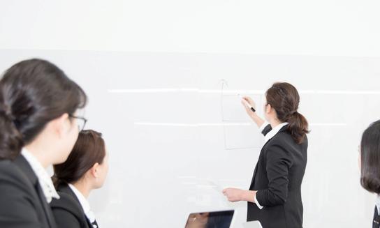 預(yù)計中國教育培訓(xùn)市場規(guī)模將達7.5萬億元 2023年少兒英語培訓(xùn)行業(yè)發(fā)展現(xiàn)狀分析