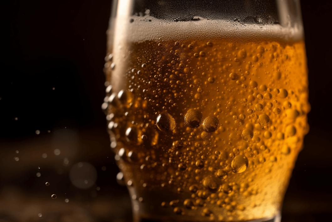 中國精釀啤酒毛利率可達70% 2023中國精釀啤酒呈爆發(fā)性增長