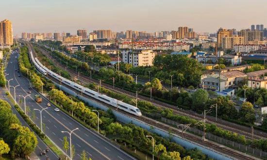 2024高速公路行業(yè)投資規(guī)劃報告：前11月綜合立體交通網(wǎng)投資3.6萬億