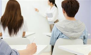 中國(guó)職業(yè)教育近年來(lái)保持較快增長(zhǎng)速度 職業(yè)教育行業(yè)未來(lái)市場(chǎng)投資前景分析