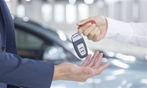 特斯拉又降了 多家車企已經(jīng)開啟花式促銷 汽車銷售行業(yè)未來趨勢分析