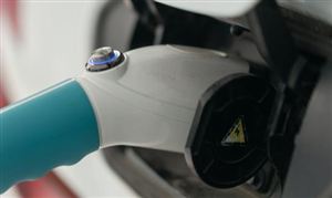 2024年新能源汽車產(chǎn)業(yè)現(xiàn)狀及未來(lái)發(fā)展趨勢(shì)分析