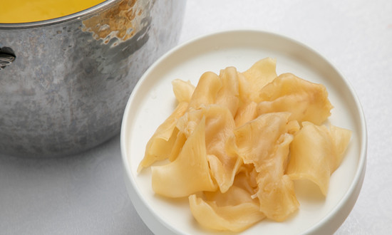 國內(nèi)花膠行業(yè)市場戰(zhàn)分析 ：中式新滋補，鮮燉花膠如何成為一門新生意?