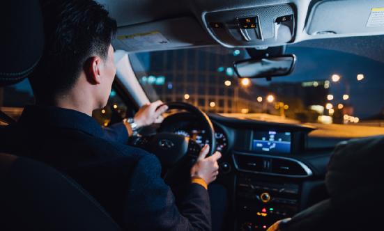 2024年車載HUD行業(yè)市場(chǎng)深度分析 預(yù)計(jì)未來(lái)AR-HUD或進(jìn)入千元機(jī)時(shí)代