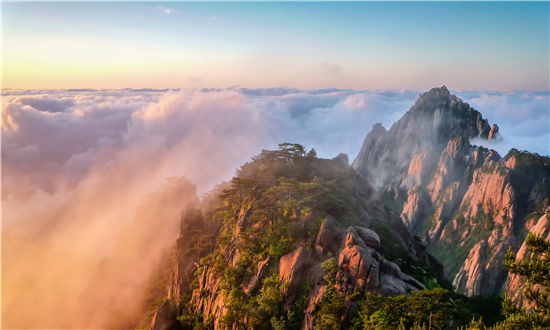 國內(nèi)旅游實現(xiàn)收入情況如何 旅游產(chǎn)業(yè)發(fā)展前景分析