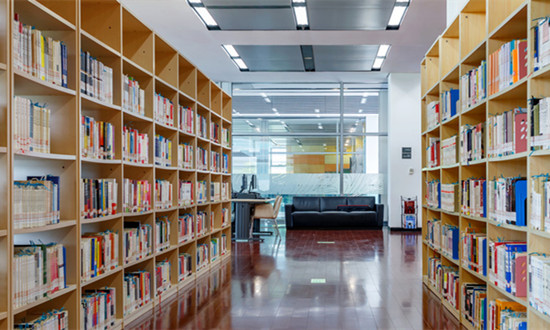 全國(guó)共有公共圖書(shū)館3303個(gè) 圖書(shū)館智能化行業(yè)市場(chǎng)現(xiàn)狀及趨勢(shì)研究