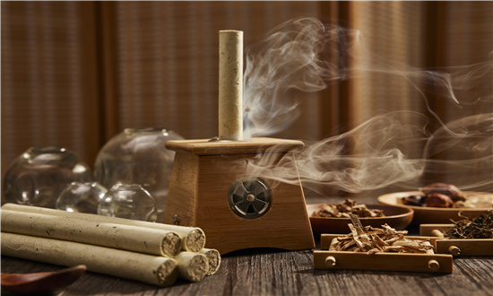 2024年中醫(yī)藥大數(shù)據(jù)產(chǎn)業(yè)未來發(fā)展趨勢分析 中醫(yī)藥大數(shù)據(jù)市場驅(qū)動因素及市場挑戰(zhàn)分析