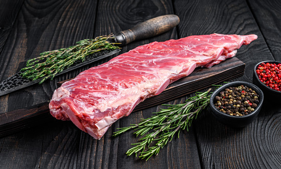 今年前4個(gè)月全國(guó)牛羊肉價(jià)格先漲后跌 牛羊肉行業(yè)市場(chǎng)供需態(tài)勢(shì)及未來(lái)展望